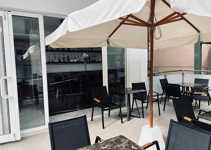 International Otel 3*