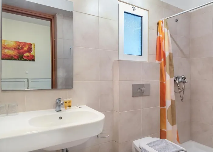 Otel International Rhodes City