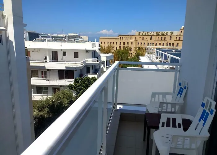 International Otel 3*