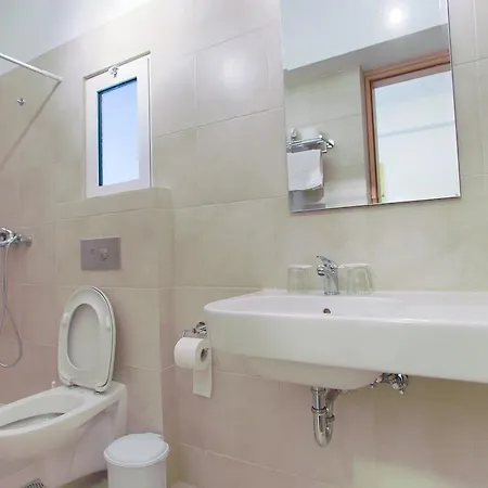 International 3* Rhodes City