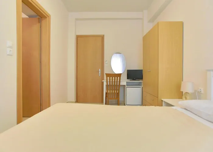 International Hotel 3*